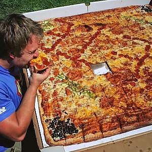 Biggest, Best and Most Famous Eats in America